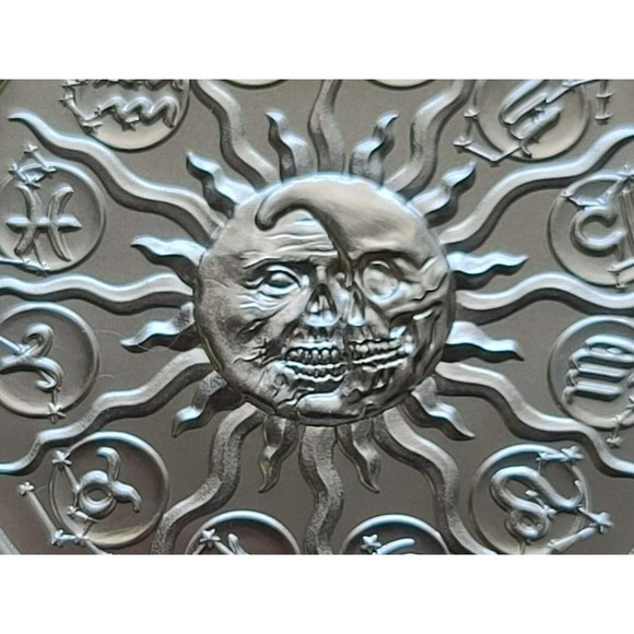 ARIES - ZOMBIE Zodiac Series 1 OZ 999 Silver Round in Capsule Skull Apocalypse - Picture 4 of 6